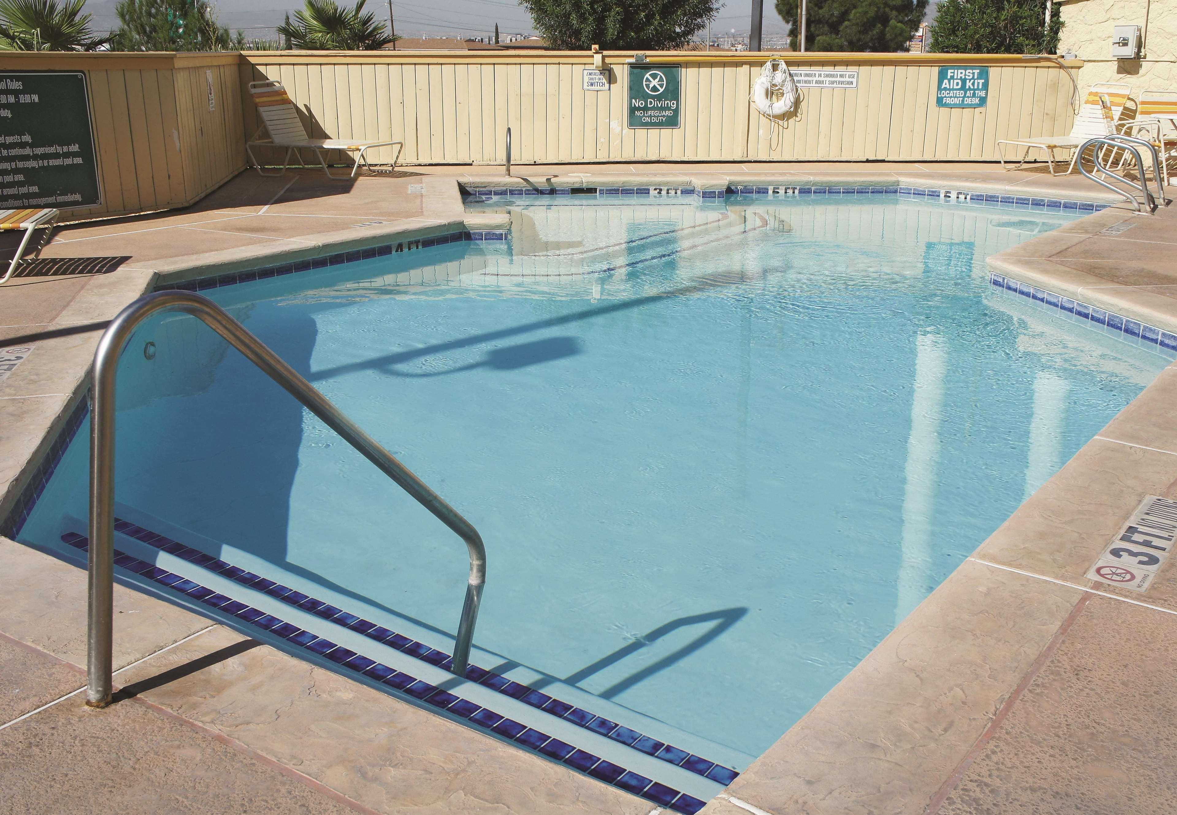 La Quinta Inn By Wyndham El Paso Cielo Vista Exteriör bild